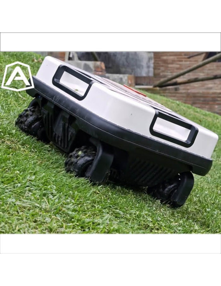 Косачка робот AMBROGIO L95 Quad Elite