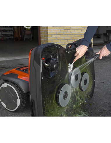 Косачка робот HUSQVARNA CEORA 544 EPOS/RZ 43M/CS4, 40000 кв.м., 49 Ah, 300 мин., 68 см