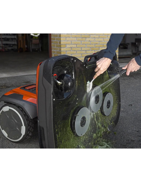 Косачка робот HUSQVARNA CEORA 544 EPOS/RZ 43M/CS4, 40000 кв.м., 49 Ah, 300 мин., 68 см