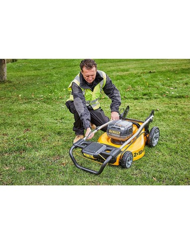 Акумулаторна косачка DeWALT DCMW564P2