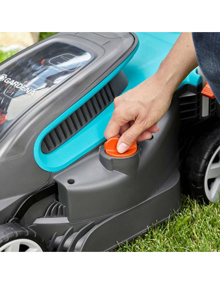 Акумулаторна косачка GARDENA PowerMax 18/32 Li Set