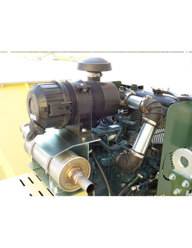 Професионална дробилка за клони NEGRI R240DKHP20ON-M, 20.0 к.с., 90 мм, 10 куб.м/ч