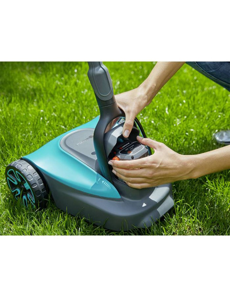 Акумулаторна косачка GARDENA HandyMower Li-18/22 Set