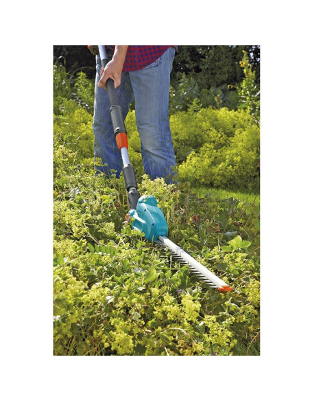 Акумулаторен храсторез - телескопичен GARDENA THS Li-18/42