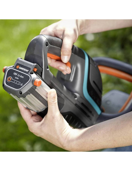 Акумулаторен храсторез GARDENA ComfortCut Li-18/50