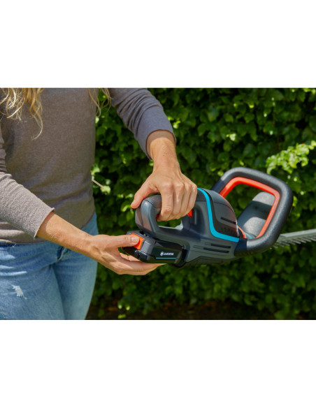 Акумулаторен храсторез GARDENA ComfortCut 60/18V P4A SOLO, 18V, 60 см