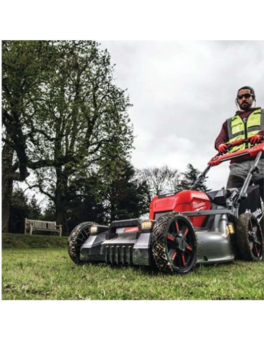 Акумулаторна косачка за трева - самоходна MILWAUKEE M18 F2LM53-0, 2x18V, 53 см., 70 л