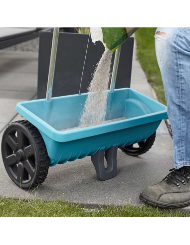 Ръчна сеялка GARDENA Spreader L, 400 кв.м/ч., 45 см., 12.5 л