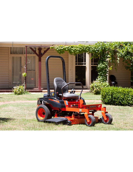 Професионална косачка KUBOTA Z122R