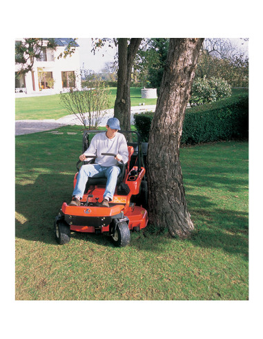 Професионална дизелова косачка KUBOTA GZD15-II LD