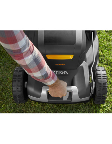 Акумулаторна косачка за трева - самоходна STIGA Twinclip 950e V Kit, 48V, 2200W, 2x7.5 Ah, 48 см., 70 л