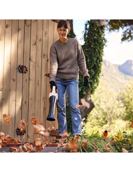 Акумулаторна духалка за листа STIHL BGA 30 Set, 10.8V, 2x2.1 Ah, 155 км/ч