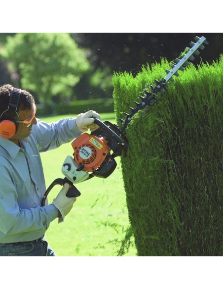 Бензинов храсторез STIHL HS 82 R - 75 см