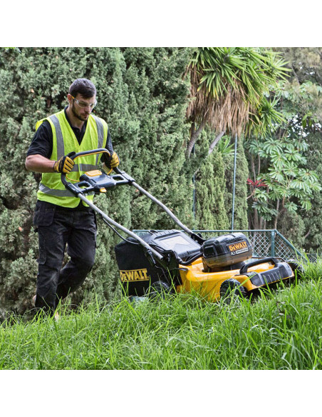 Акумулаторна косачка за трева DeWALT DCMW564N-XJ SOLO, 2x18V, 48 см., 55 л