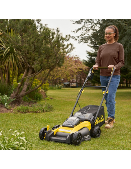 Акумулаторна косачка за трева STANLEY SFMCMW2651M-QW Set, 18V, 2x4 Ah, 40 л., 50 см