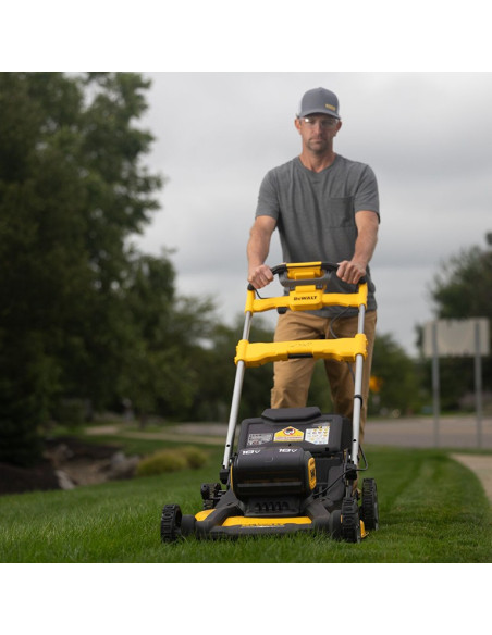 Акумулаторна косачка за трева DeWALT DCMWSP156N-XJ SOLO, 2x18V, 53 см., 67 л