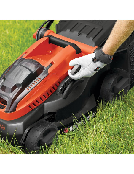Акумулаторна косачка за трева BLACK+DECKER CLM3825L2-QW Set, 36V, 2x2.5 Ah, 38 см., 35 л