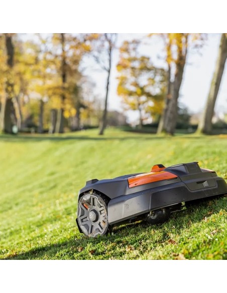 Косачка робот HUSQVARNA Automower® 540 EPOS, 8000 кв.м., 4 Ah, 85 мин., 26 см