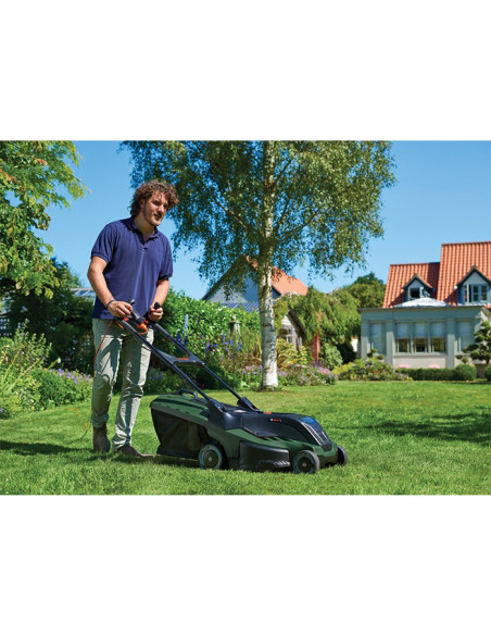Електрическа косачка BOSCH UniversalRotak 450