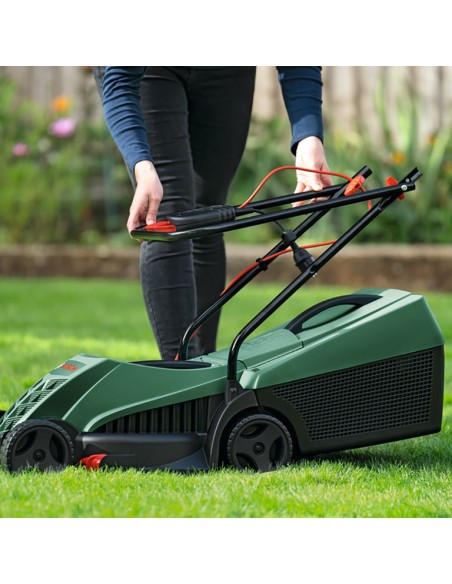 Електрическа косачка за трева BOSCH EasyRotak 32-220, 1200W, 32 см., 31 л
