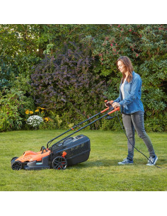 Електрическа косачка за трева BLACK+DECKER BEMW471BH-QS, 1600W, 38 см., 45 л 2