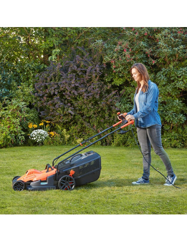 Електрическа косачка за трева BLACK+DECKER BEMW471BH-QS, 1600W, 38 см., 45 л