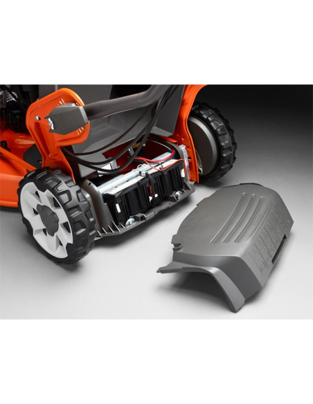 Бензинова самоходна косачка HUSQVARNA LC 353V