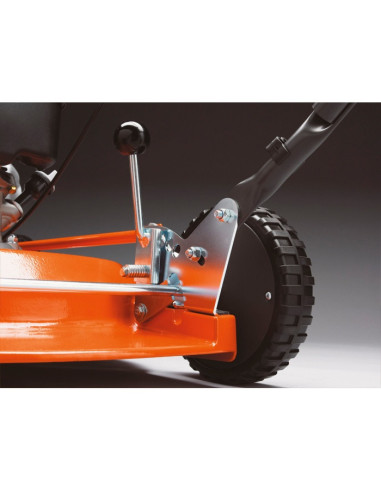 Бензинова самоходна косачка HUSQVARNA LB 553S