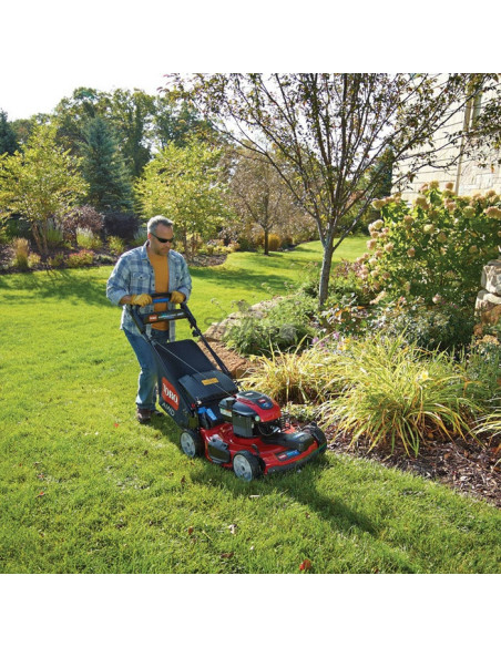 Бензинова самоходна косачка TORO 20960