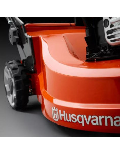 Бензинова самоходна косачка HUSQVARNA LC 247S 2