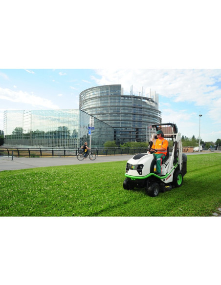 Тракторна косачка за паркове 4x4 ETESIA BUFFALO HVHPX