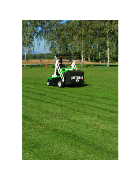 Тракторна косачка за паркове ETESIA HYDRO 124DL