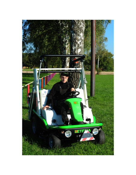 Тракторна косачка за паркове ETESIA HYDRO 124DN