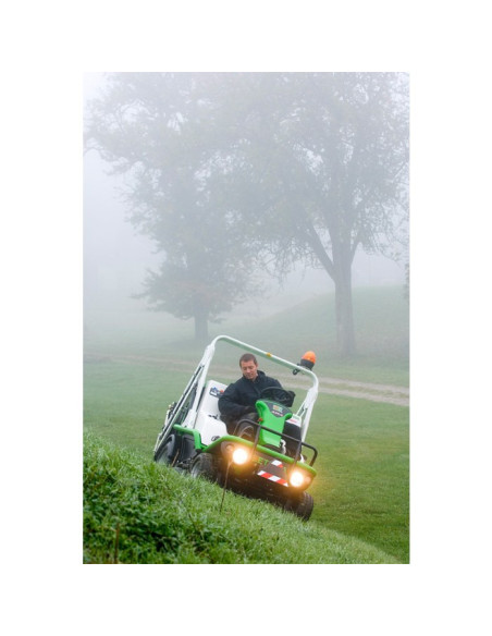 Тракторна косачка за паркове ETESIA HYDRO 124DX