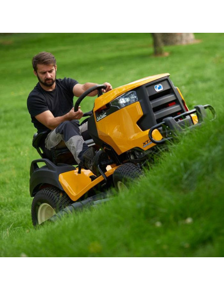 Тракторна косачка CUB CADET XT1 OR106
