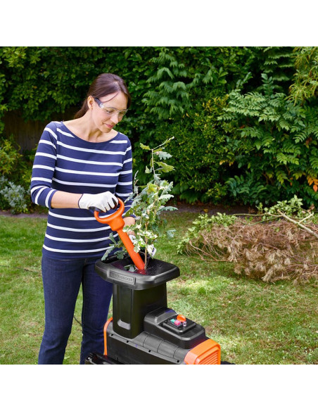 Електрическа дробилка за клони BLACK+DECKER BEGAS5800-QS, 2800W, 45 мм., 45 л