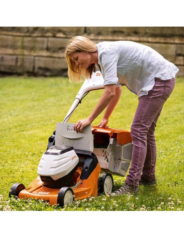 Акумулаторна косачка за трева STIHL RMA 248 SOLO, 36V, 1050W, 46 см., 55 л
