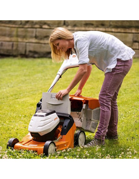 Акумулаторна косачка за трева STIHL RMA 248 SOLO, 36V, 1050W, 46 см., 55 л