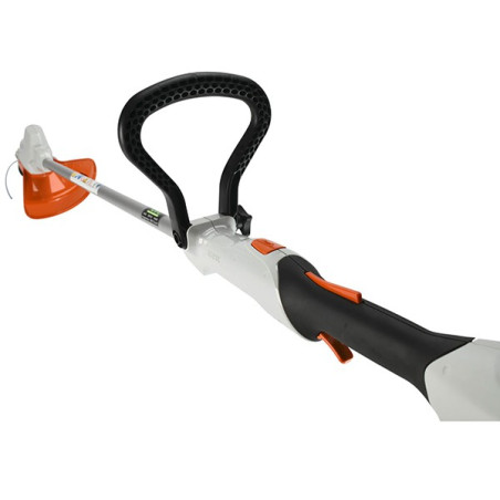 Акумулаторен тример с батерия и зарядно STIHL FSA 57 Kit