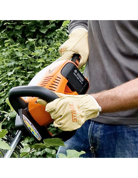 Акумулаторен храсторез STIHL HSA 56 SOLO