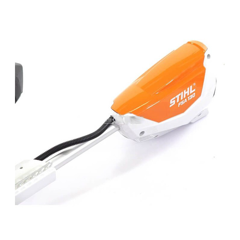 Акумулаторна коса за трева STIHL FSA 130 SOLO, 36V, 26 см., 4.4 кг