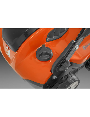 Електрически аератор HUSQVARNA S 138C, 1600W, 38 см, 45 л