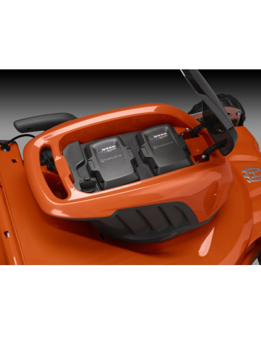 Акумулаторна самоходна косачка HUSQVARNA LC347iVX